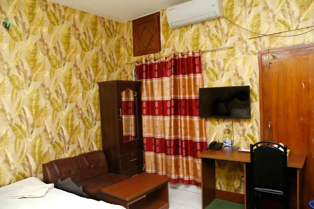 Hotel Crown Plaza Inn Dhaka Bed & Breakfast