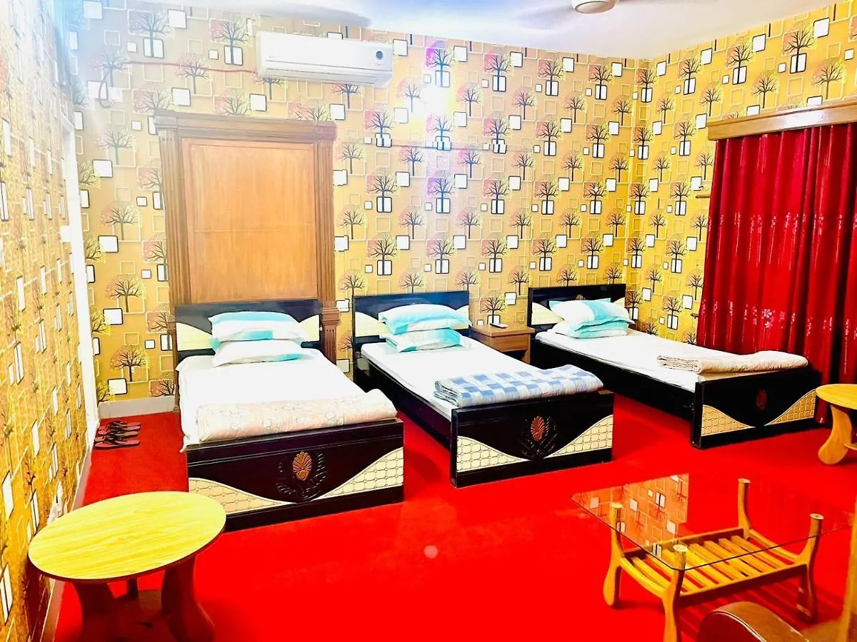 Bed & Breakfast Hotel Crown Plaza Inn Dhaka Bangladesh