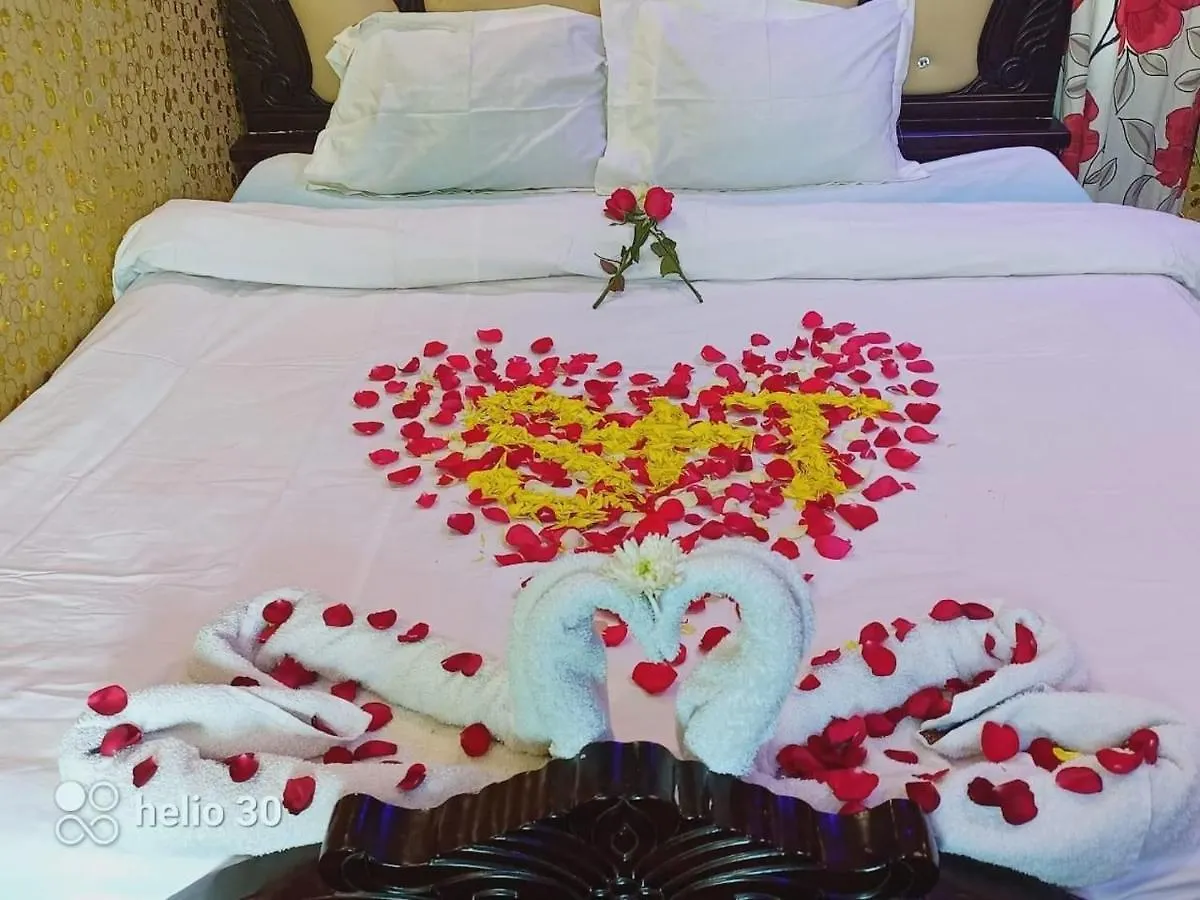 Bed & Breakfast Hotel Crown Plaza Inn Dhaka